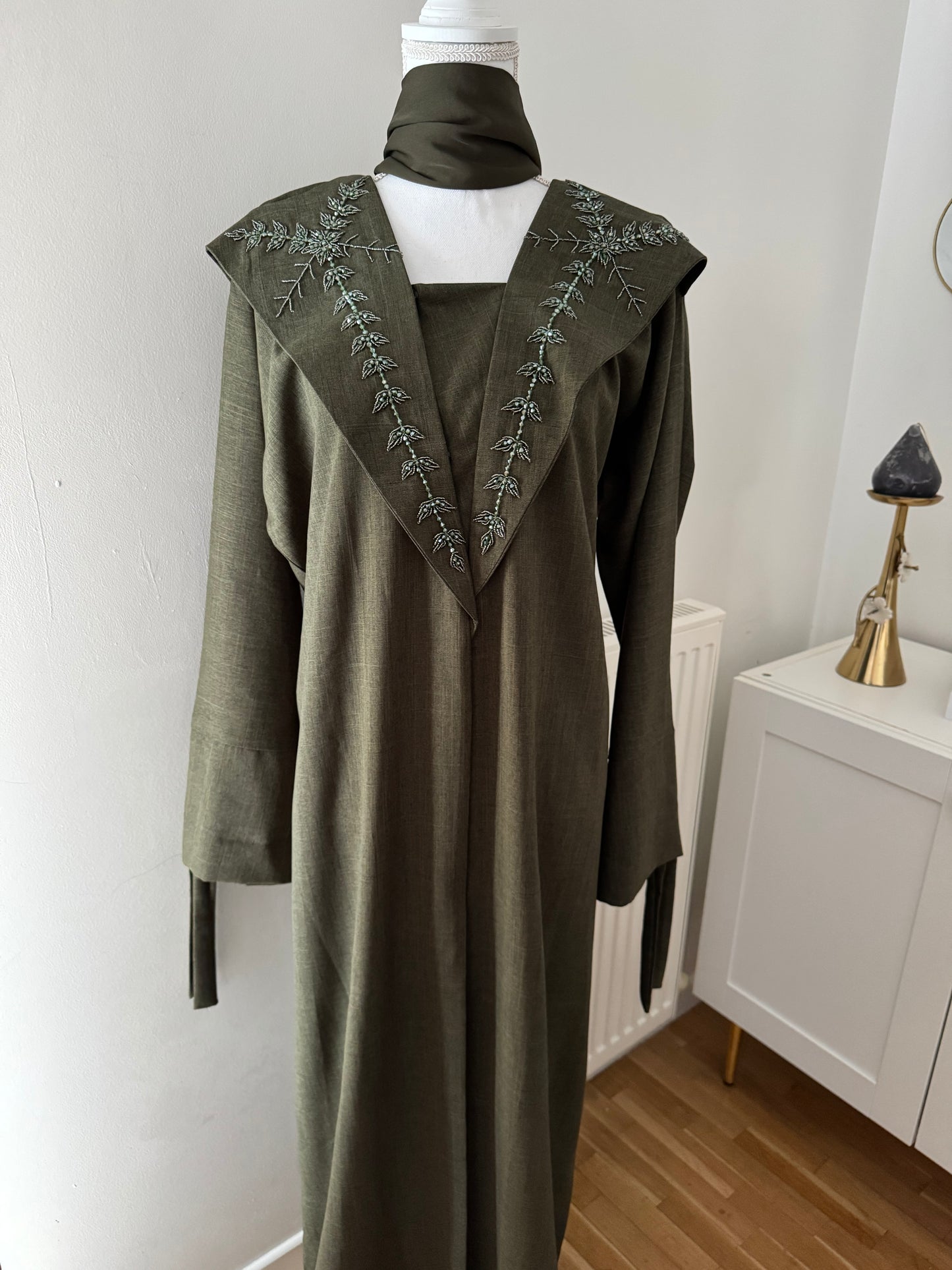 Abaya Lina
