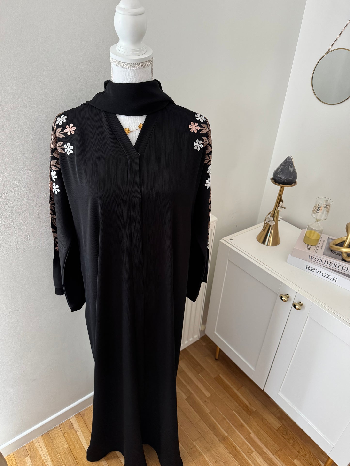Abaya warda