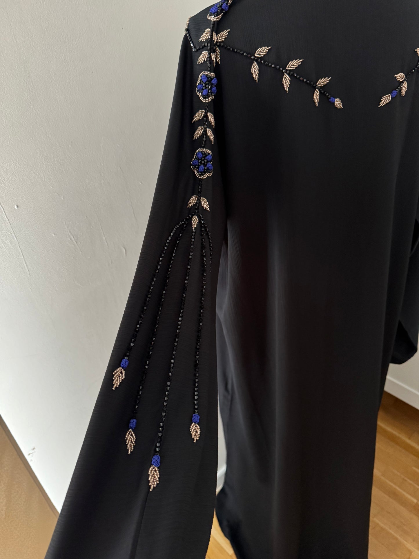 Abaya rosa zoom noir