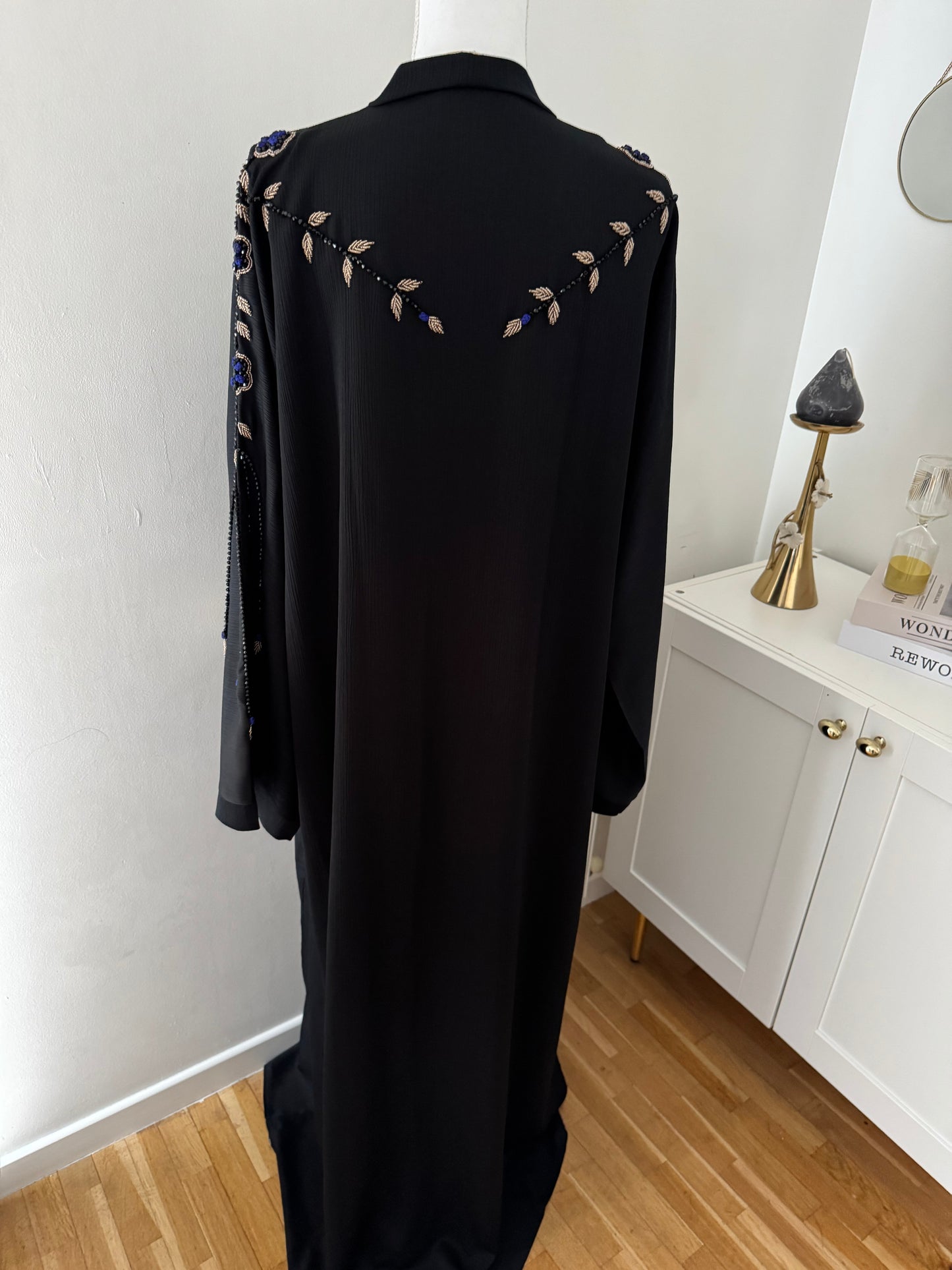 Abaya rosa zoom noir