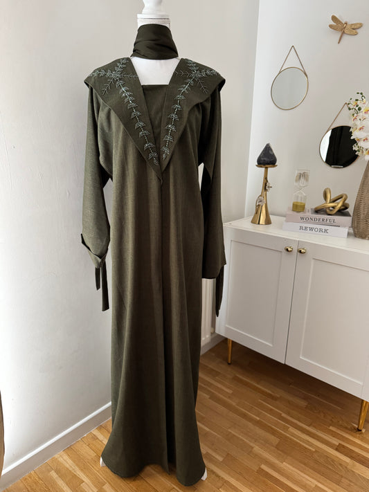 Abaya Lina